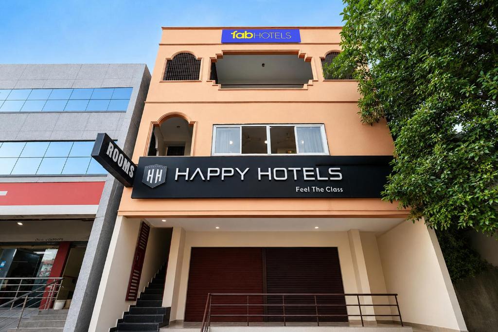 Vijayawada Cabin | FabHotel Happy