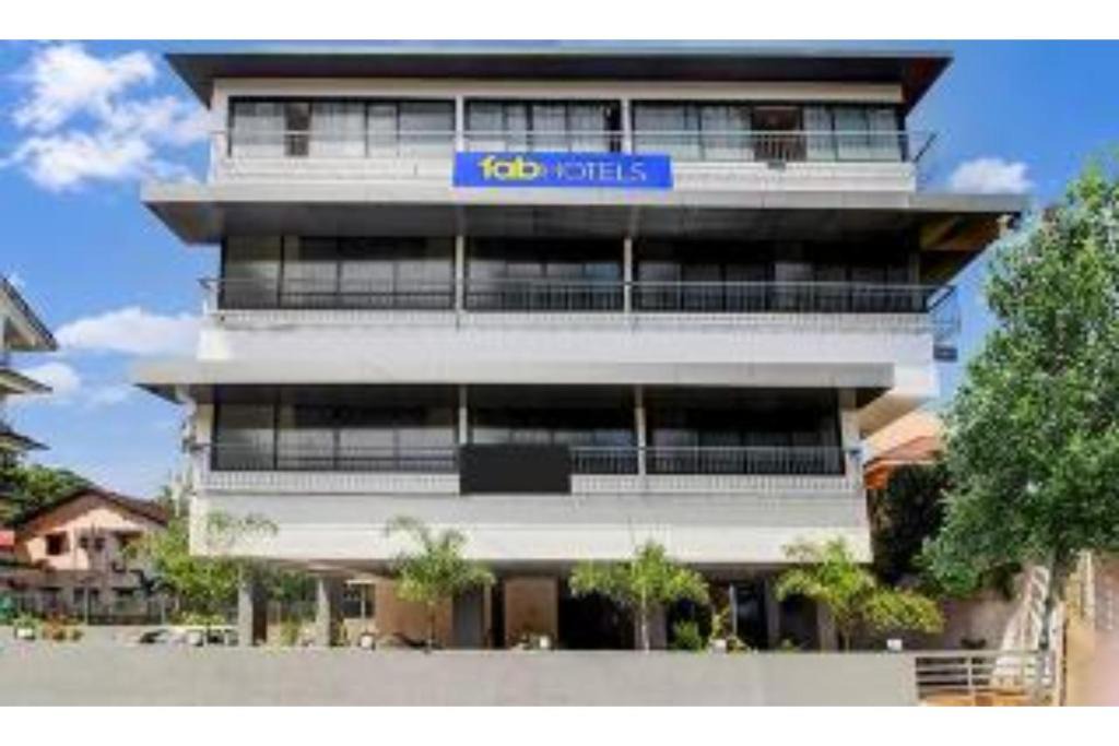Alto de Porvorim Hotel | FabHotel Peak Stay