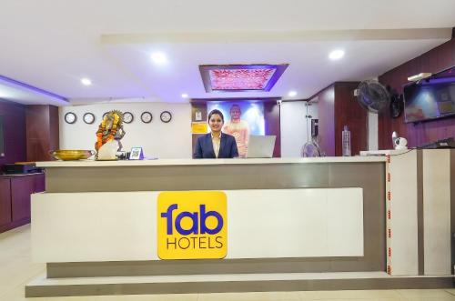 Dabagardens Hotel | Fabhotel Sitara Grand - Nr Jagadamba Junction