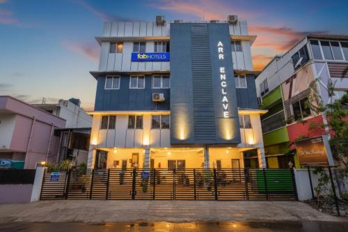Chennai Hotel | FabHotel Tristar Residency - Tambaram