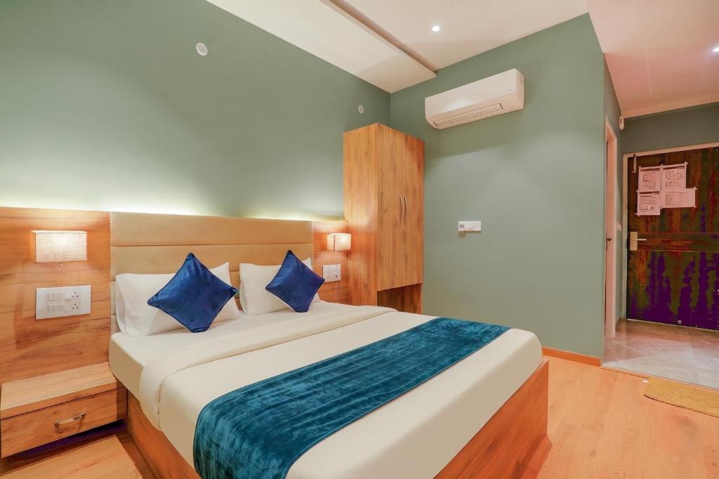 Mundhwa Hotel | FabHotels Glenbrook