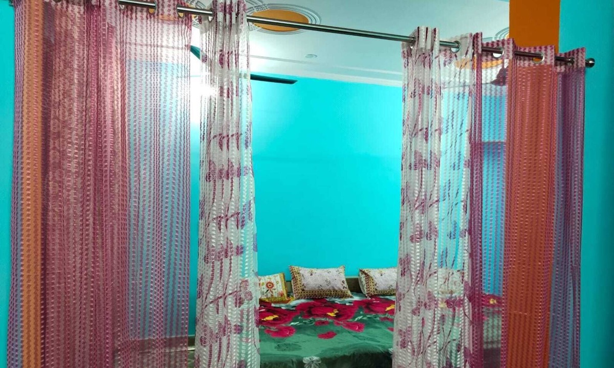 Panch Batti Cottage | Family atmosphere Guest Room With Double Bed + Single Bed With Cooling Duckting