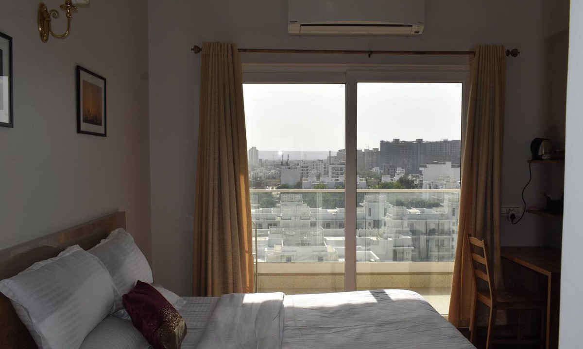 Gurugram Apartment | Flower Valley: Experience Serene Luxury
