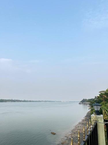 Shrirampur House | Ganges Vision