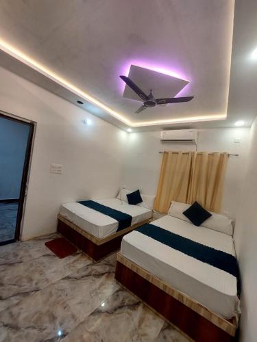 Sarnath House | Gatiman Galaxy Inn