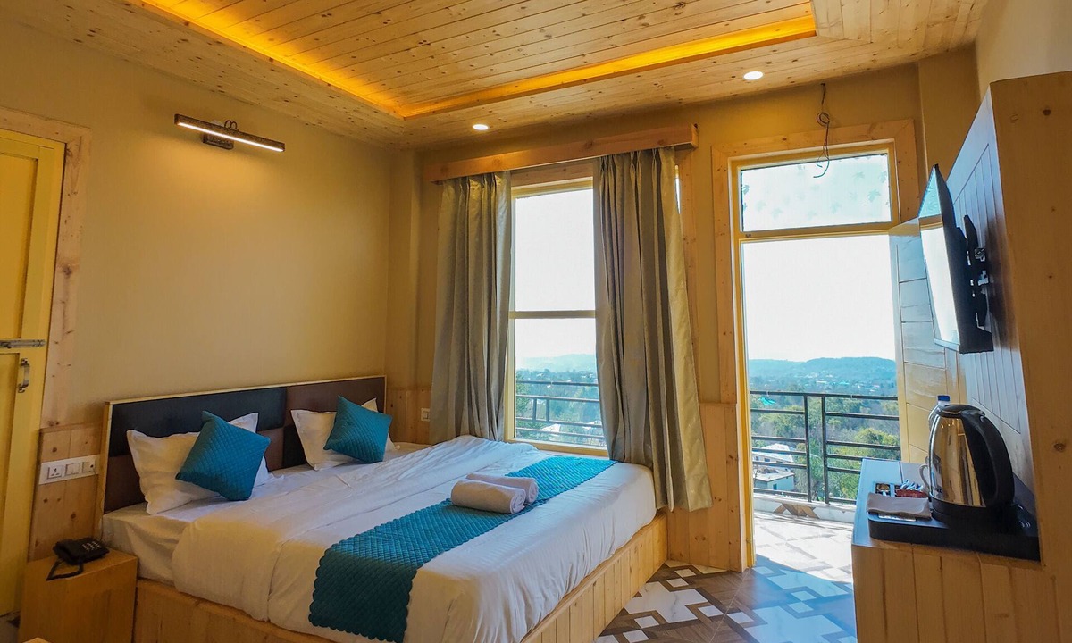 Sidhpur Hotel | Ghar Bar Boutique Stay & Cafe