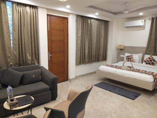 South Extension Hotel | Giani's Residency