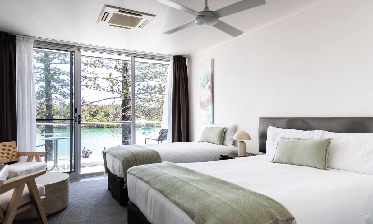 Brunswick Heads Hotel | HaKu