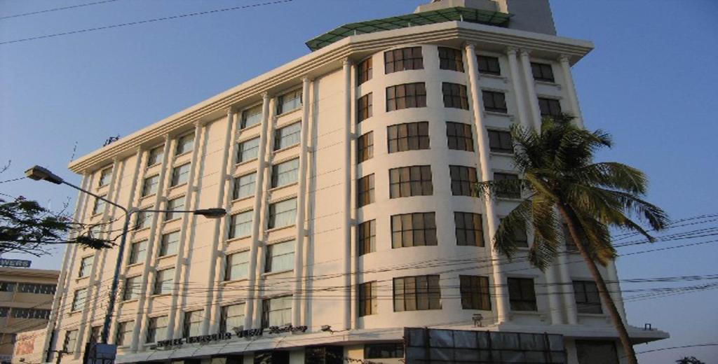 Kochi Hotel | Harbour View Residency