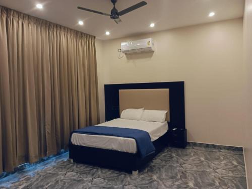Krishna Karanai House | hariholidaysvilla