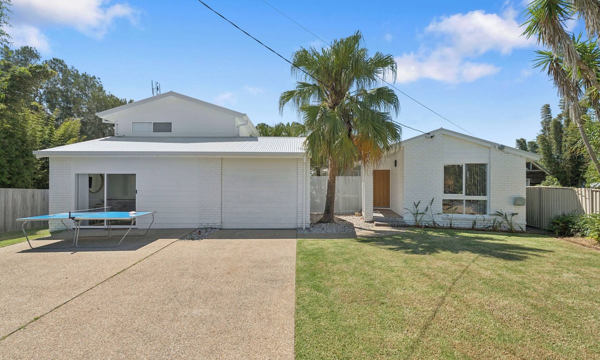 Arrawarra Headland House | Hidden Gem, Sauna, Pet-Friendly!