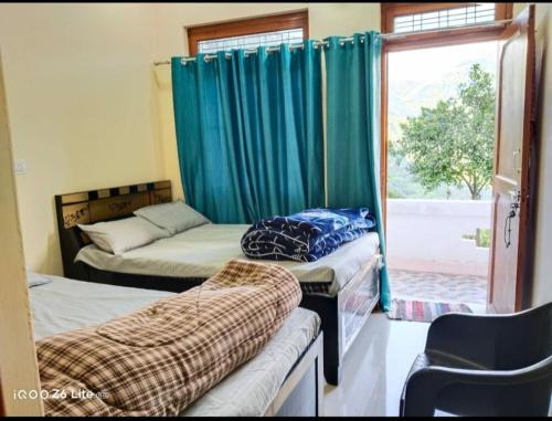 Dugalbitta House | Himadri Homestay Sari Devriyatal