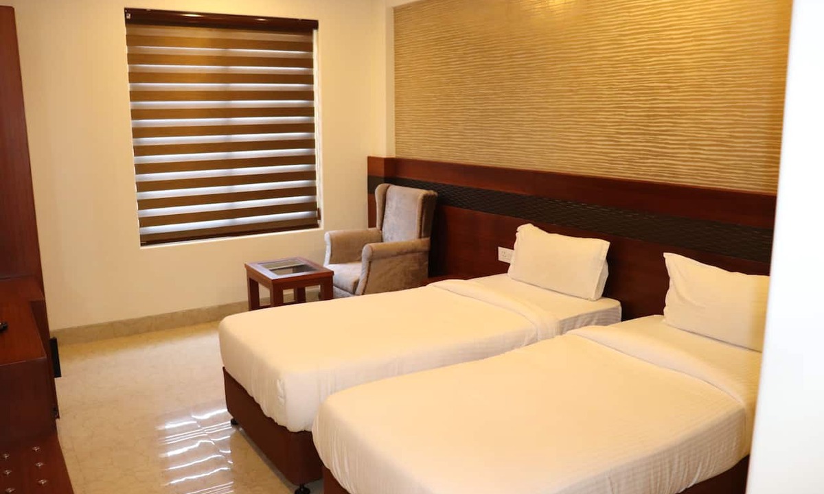 Tapovan Hotel | Holy River Hotel