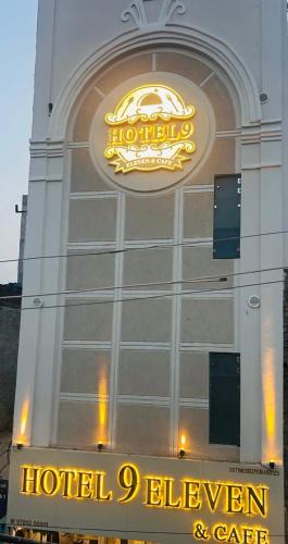 Barnala Hotel | Hotel 9Eleven & Cafe