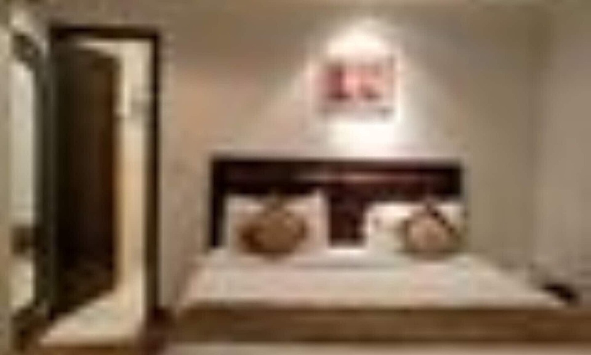 Safdarjung Enclave House | Hotel Aaron Castle (A Home away Home)