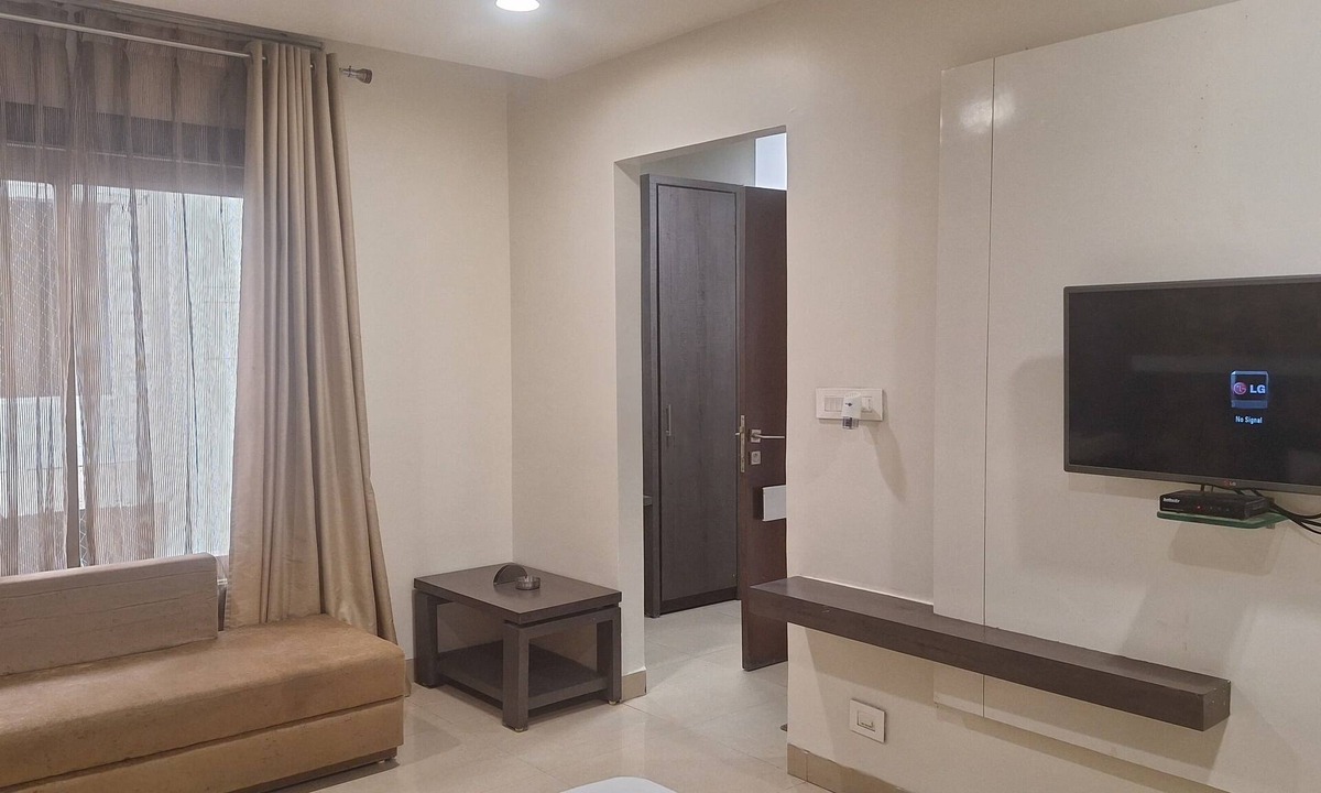Maharana Pratap Nagar Hotel | Hotel Alankar Palace