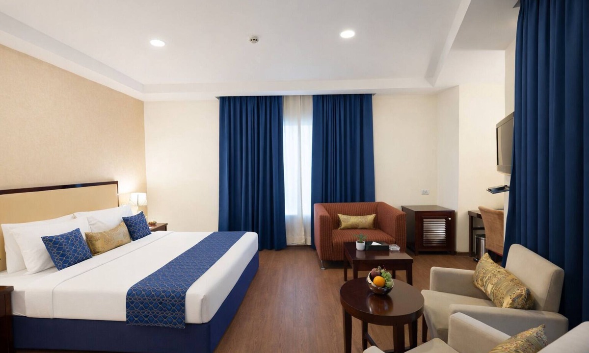Sector 14 Hotel | Hotel Amber Palace
