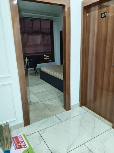 Bahadurgarh Hotel | hotel apple tree