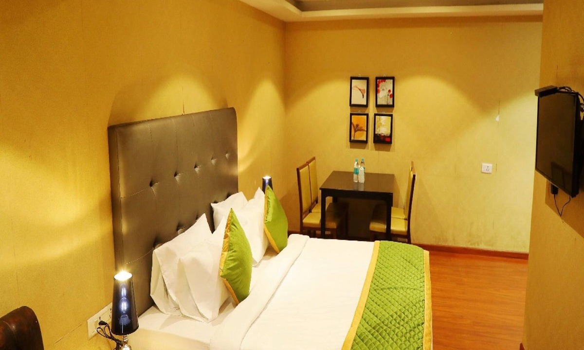 Chennai Hotel | Hotel Banyan Palace