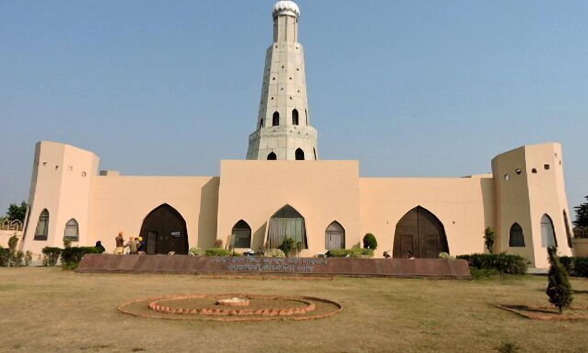 Mohali Hotel | Hotel Cama