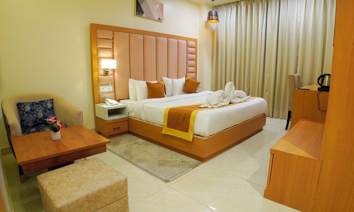 Bareilly Hotel | Hotel Cheer Royale