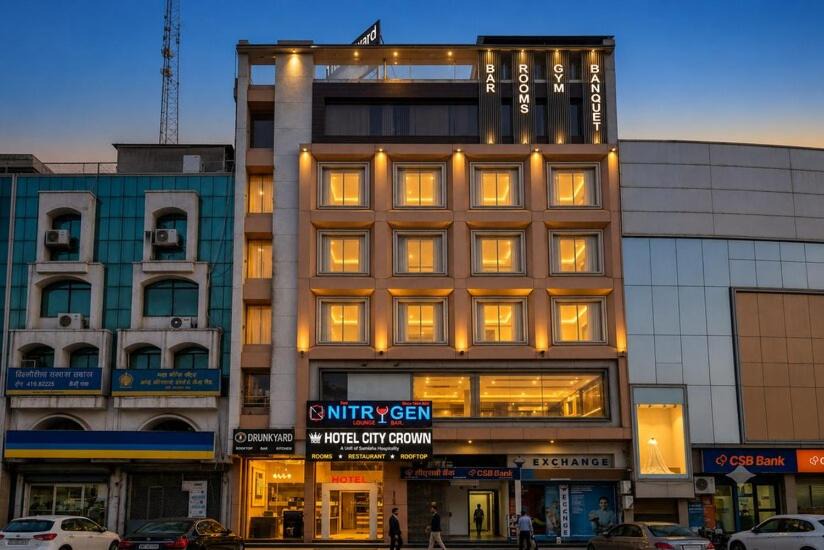 Sindhi Camp Hotel | Hotel City Crown - MI Road Jaipur City Center
