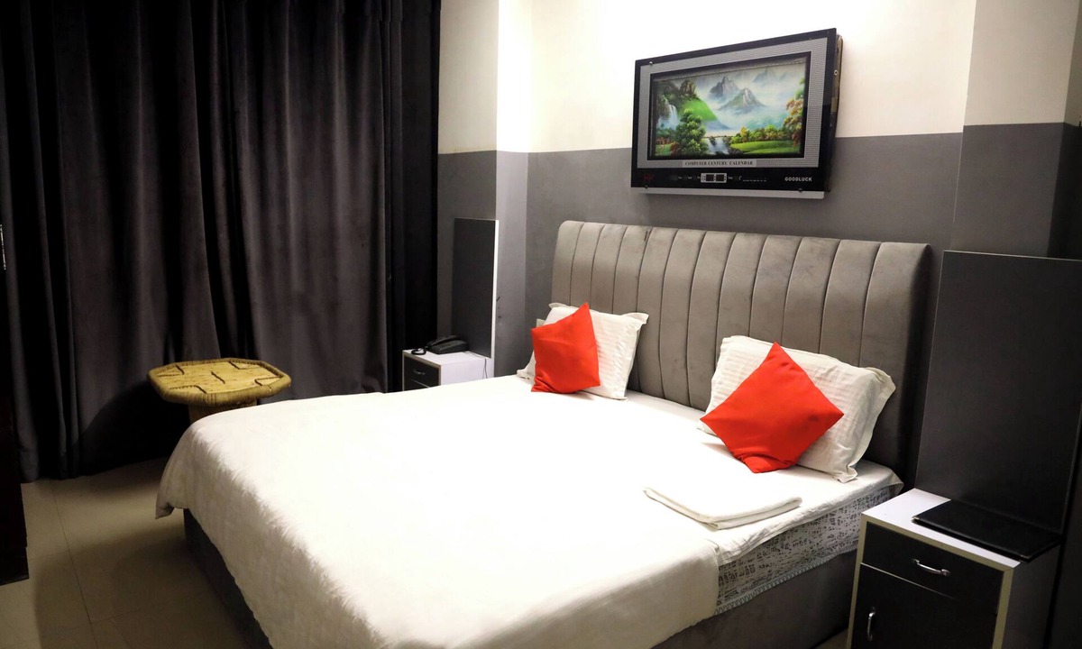 Bareilly Hotel | Hotel Dhruv Inn