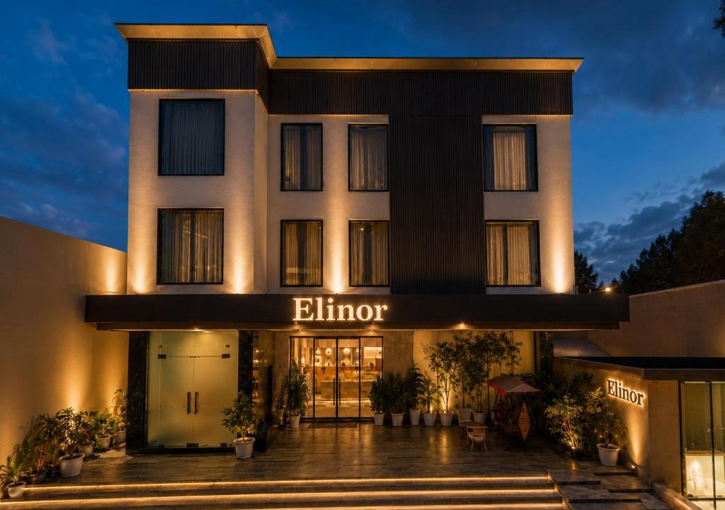 Agra Hotel | Hotel Elinor By Dazzling Hotels & Resorts