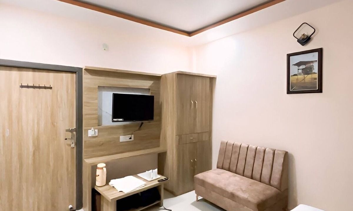 Chitrakoot Hotel | HOTEL GANGA RAM