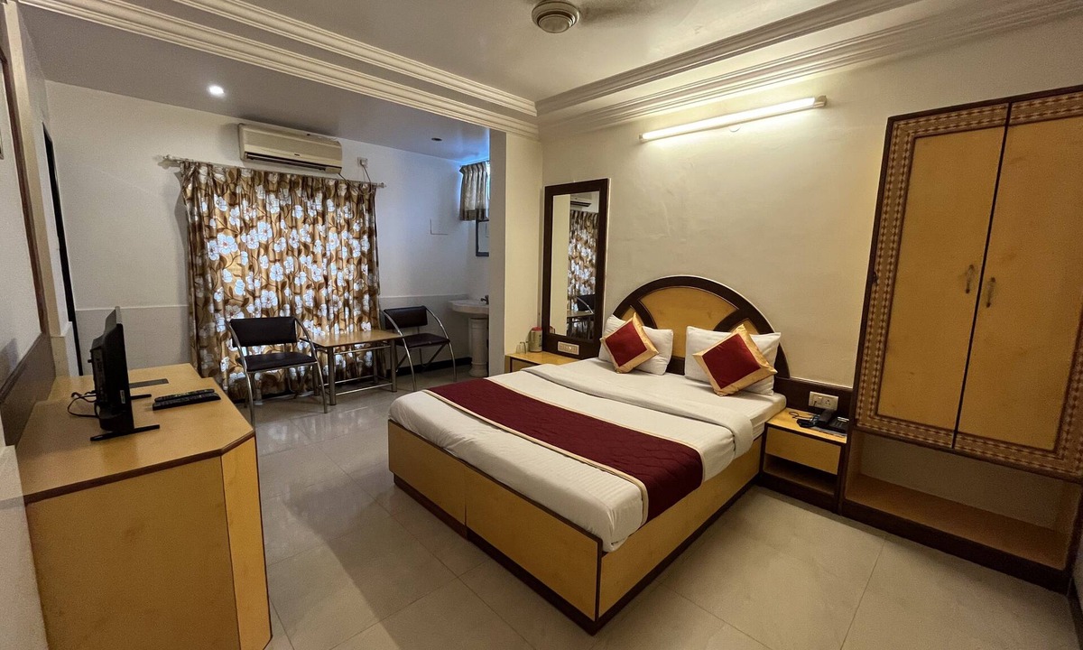 Koramangala Hotel | Hotel Gangasagar