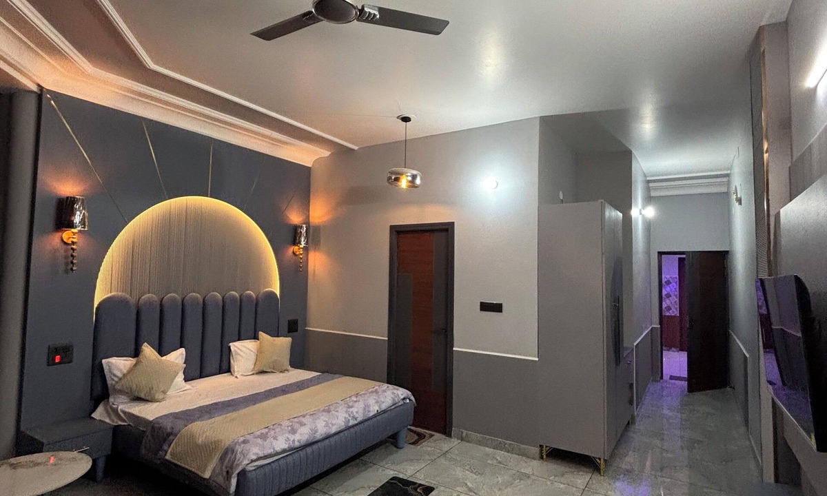 Thanesar Hotel | Hotel GardenView Kurukshetra