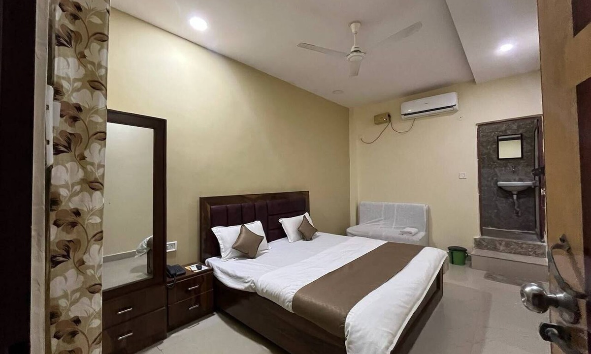 Hoshangabad Hotel | Hotel GMP