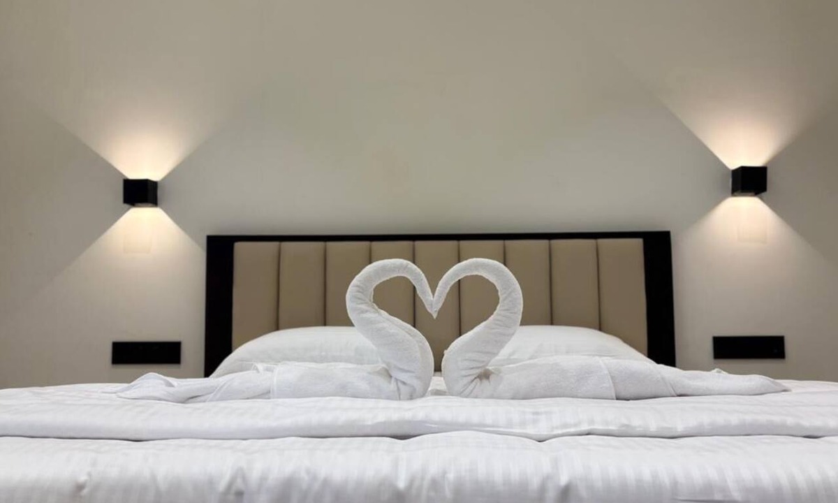 Sringeri Hotel | Hotel hill view