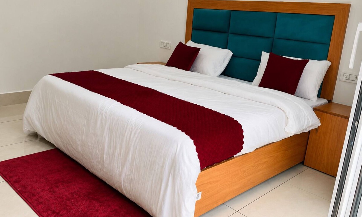 Gobind Dham Hotel | Hotel Kailasha Inn & Restaurant