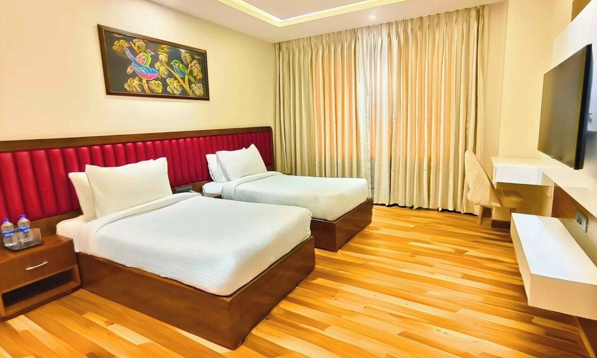 Bahadurgarh Hotel | Hotel KRB Greens