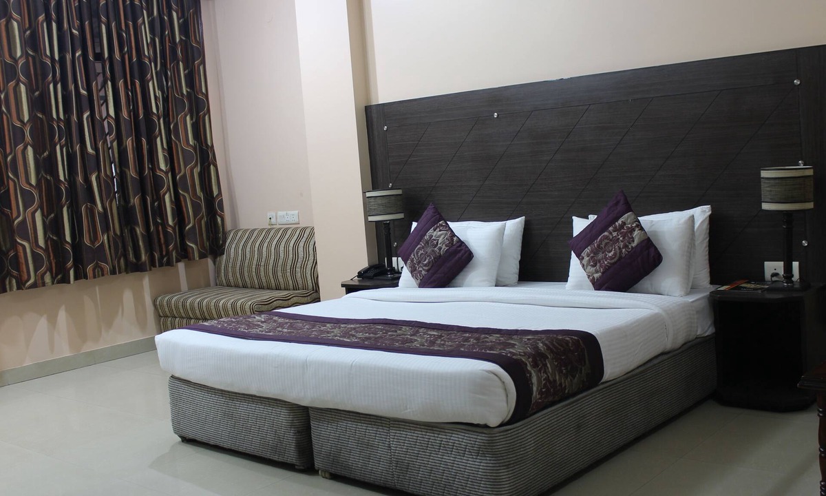 Karol Bagh Hotel | Hotel Kyron