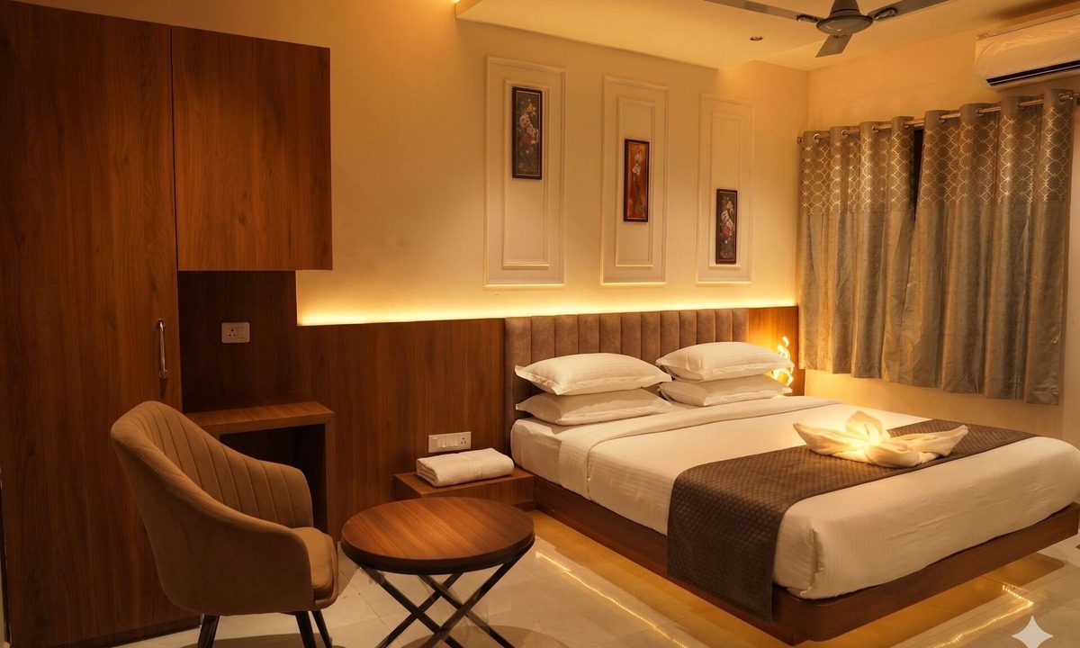 Shivpuri Hotel | Hotel Madhuram Shivpuri