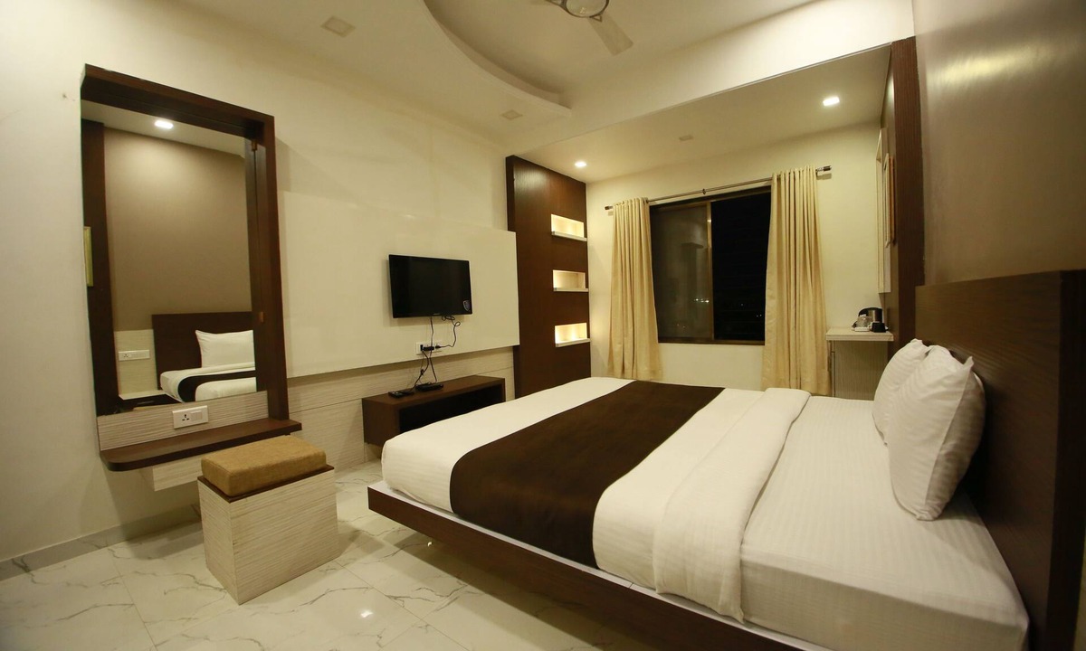 Kolhapur Hotel | Hotel Madhuri Executive