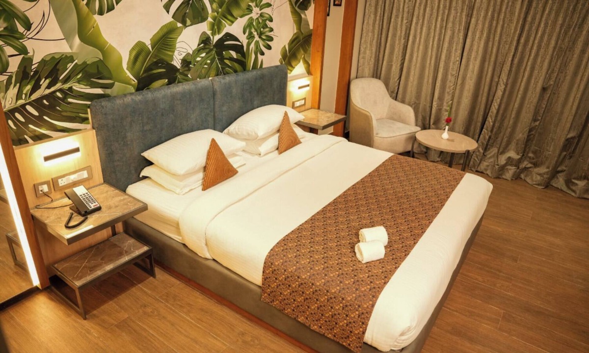Dharwad Hotel | Hotel Menaka Inn Dharwad