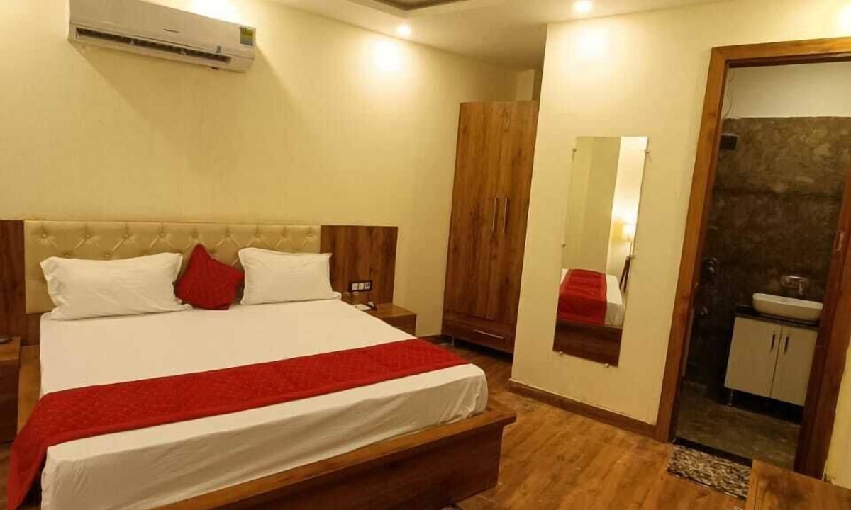 Panipat Hotel | Hotel Moon Regency
