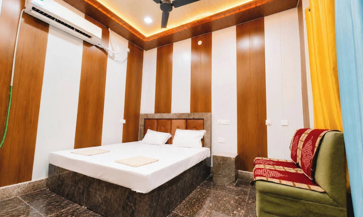 Ayodhya Hotel | Hotel Namo Ji Palace Ayodhya