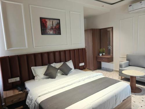 Sirsa Hotel | Hotel Natraj Sirsa