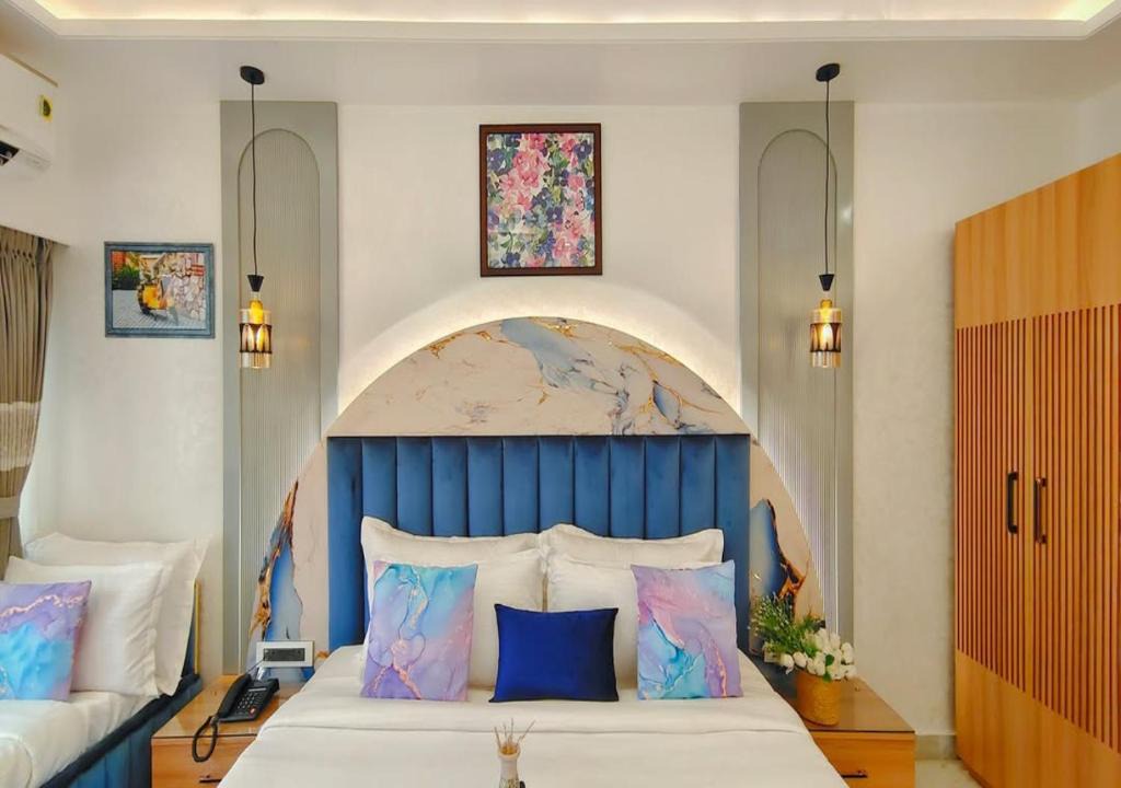 Mahmoorganj Hotel | Hotel Nikki stay