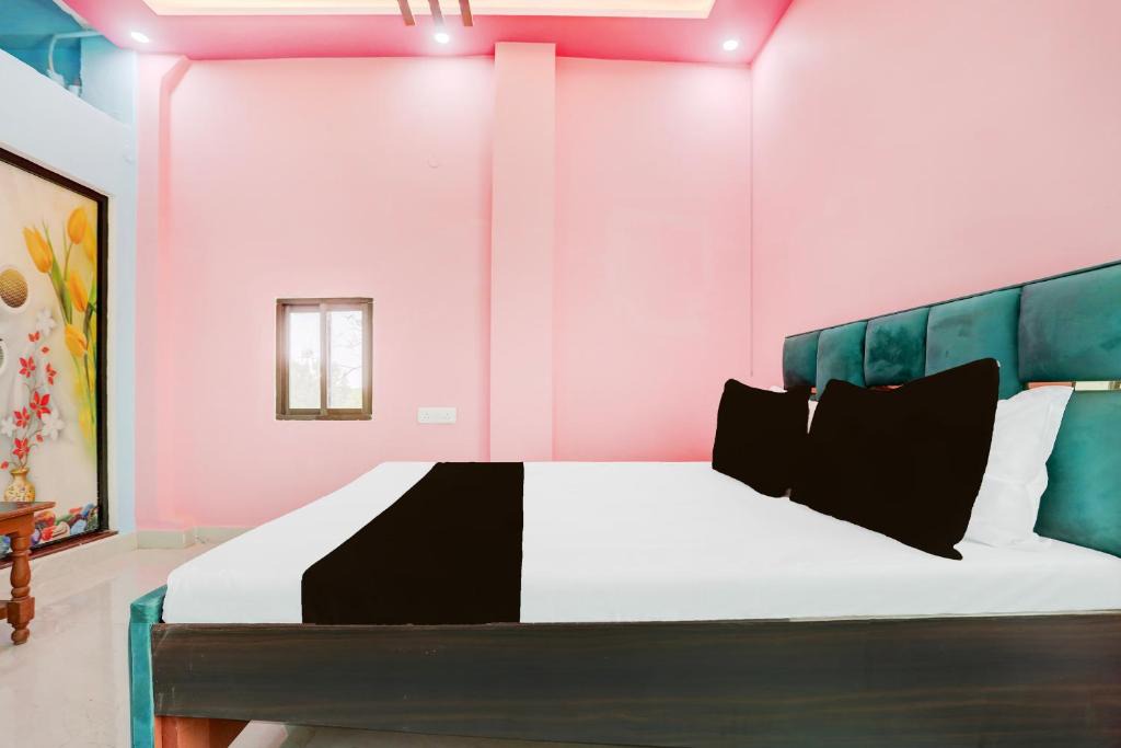 Machhlishahr Hotel | Hotel O Aarush Hotel And Restaurant