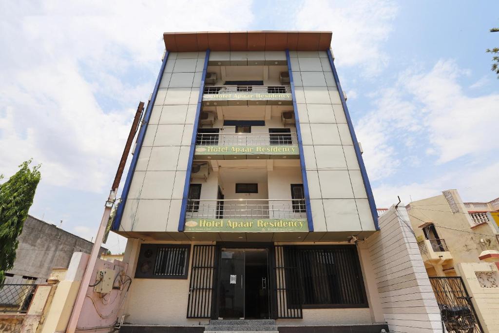 Satna Hotel | Hotel O Crown Hidden Residency