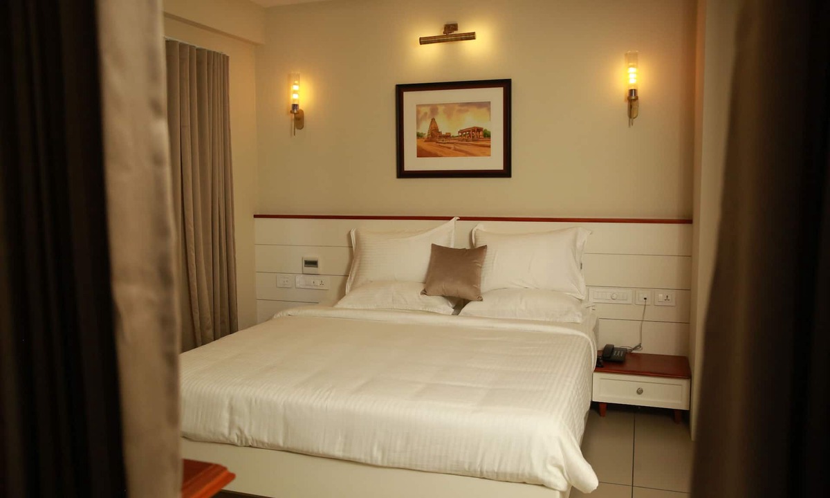Mahe Hotel | HOTEL PEARL MAHE