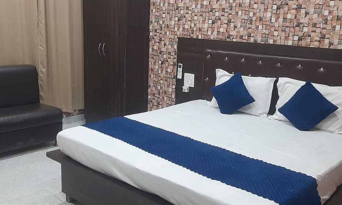 Dharampur Hotel | Hotel Pine View Kasauli