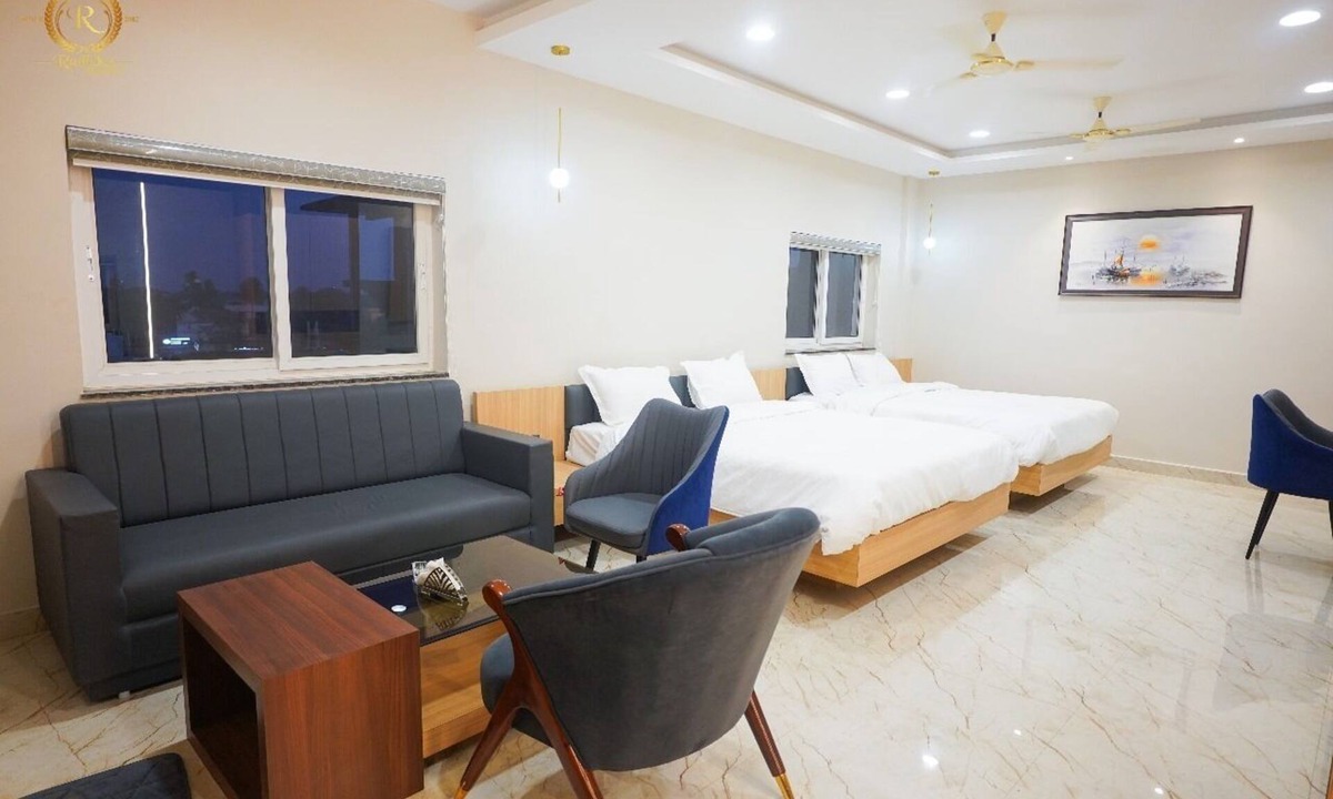 Bolangir Hotel | Hotel Radhika Regency