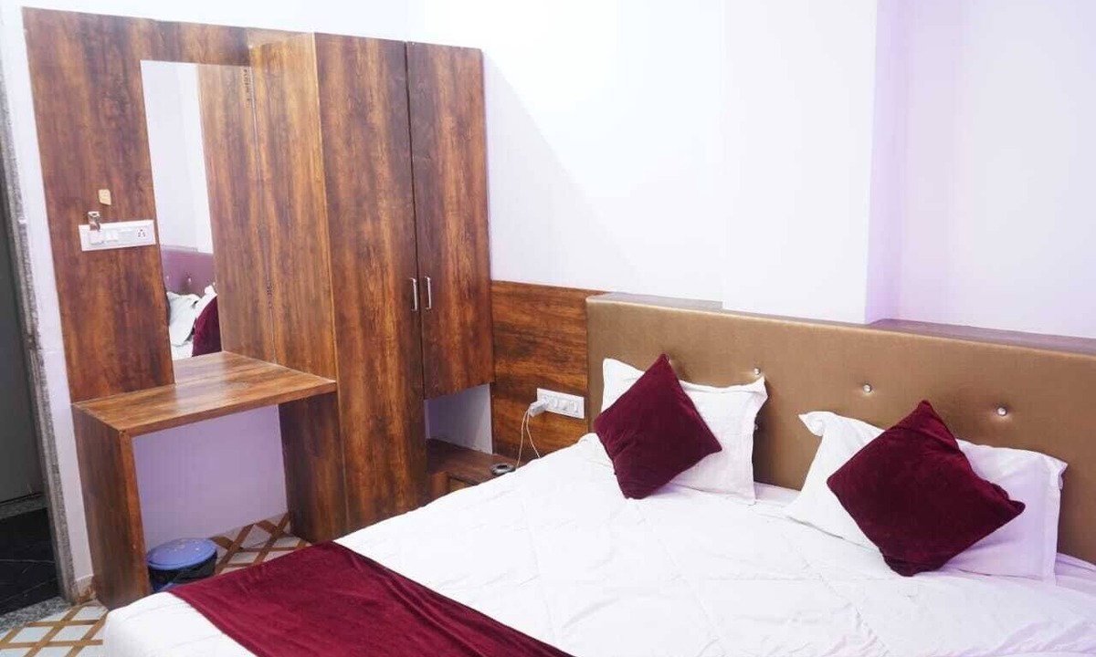 Central Area Hotel | Hotel Raj Palace