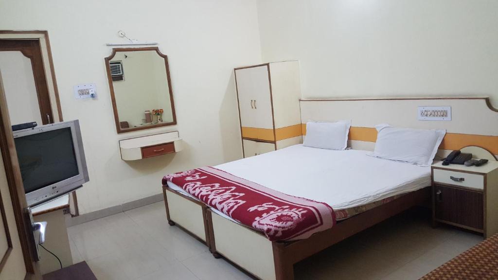 Bilaspur Hotel | hotel raja